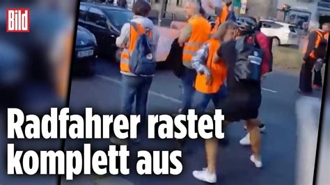 Radfahrer vs Klima Kleber Klima Chaoten von Straße geprügelt YouTube