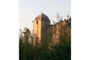 chateau ou site historique  fourques