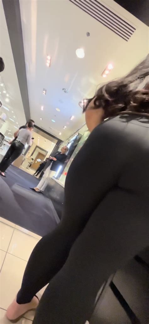 Sexy Latina In Leggings NON OC Spandex Leggings Yoga Pants Forum