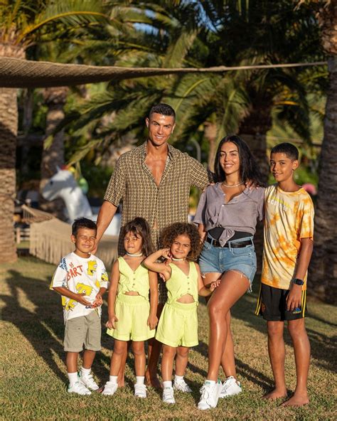 Photo Cristiano Ronaldo et sa famille en vacances à Majorque