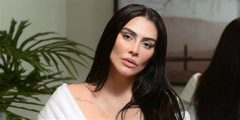 Cleo Pires Surge Em V Deo Amor E Atitude De F Bio Jr Vista