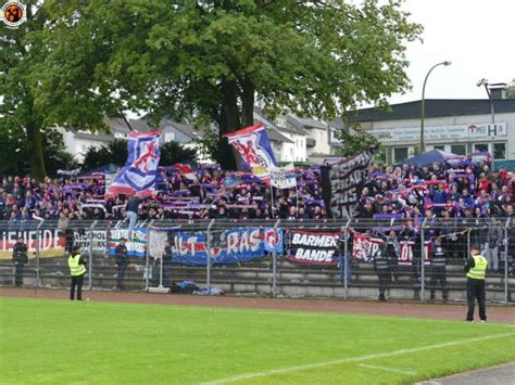 Fotos Galerie Gästefans FC Remscheid Wuppertaler SV 30 08 2023