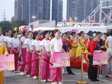 “全民健身 绘就幸福生活”2023年“全民健身日”主题活动暨东湖区“健康东湖杯”社区运动会开幕澎湃号·政务澎湃新闻 The Paper