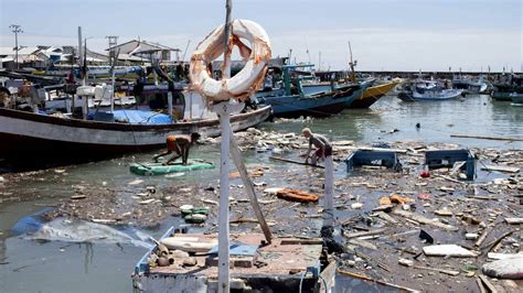 Indonesiens Pr Sident Besucht Katastrophengebiet Mehr Als Tote