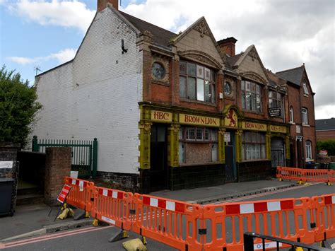 Diversion For Drivers Due To Building At Risk Of Collapse In Walsall