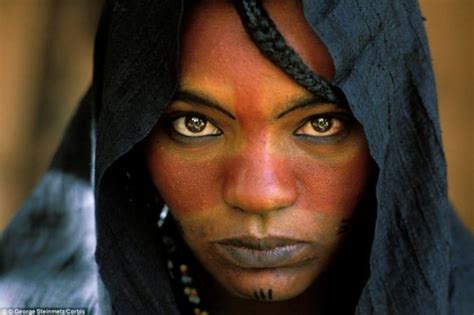 Le donne Tuareg sono le regine del Sahara | TPI