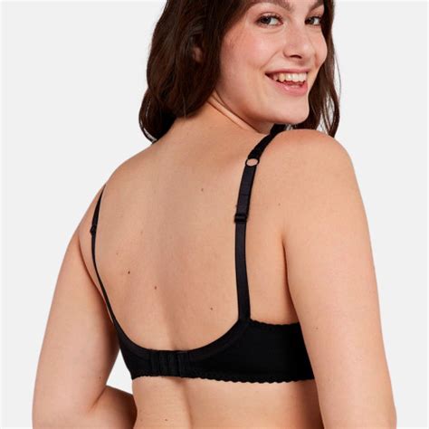 Soutien Gorge Emboitant Dentelle Avec Armatures Noir Arum Suisses