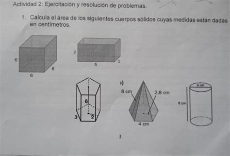 calcula el área de los siguientes cuerpos sólidos cuyas medidas están