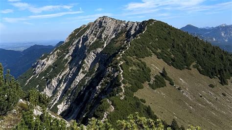 Wandern im Allgäu Gratwanderung auf den Iseler Ausblick Felsen