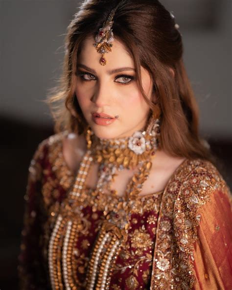 Neelam Muneer Spells Desi Glam In Vibrant Bridal Jora Lens