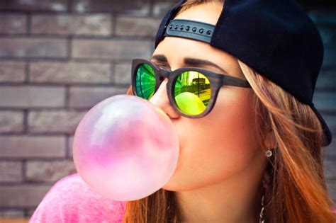 Кулинарные интересности: как появилась жвачка - foodandmood.com.ua