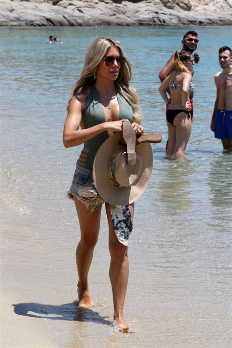 Sylvie Meis Sexy En La Playa En Mykonos Fotos Privadas Caseras Y