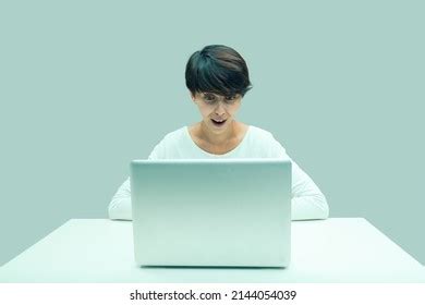 315 Embarrassed Naked Woman Images Stock Photos Vectors Shutterstock