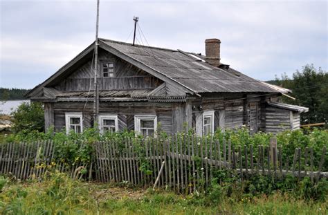 Wooden houses of Kovda village · Russia Travel Blog