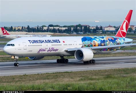 Tc Jju Boeing F Er Turkish Airlines Alp Akbostanci Jetphotos