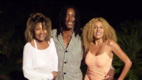 Afida Turner En Deuil De Son Mari Les Ers L Ments Sur Le D C S