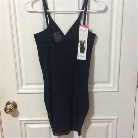 SPANX Intimates Sleepwear Womens Red Hot Spanx Open Bust Slip