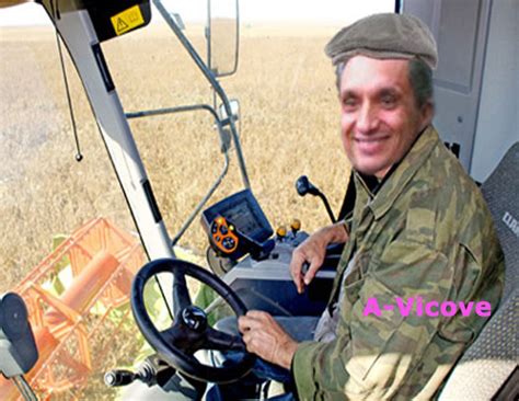 Смешни Колажи - комбайнер.