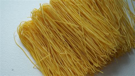 Eattiamo - How to Cook Tagliolini - YouTube