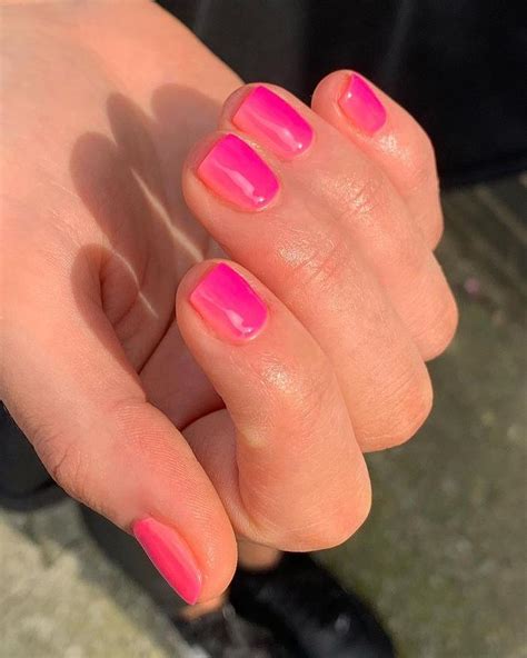 Get Noticed With Bright Pink Ombre Nails How To Achieve The Perfect