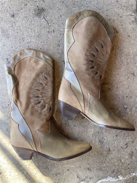 Vintage 80s Sunburst Tan Leather Cowboy Boots – 37 1/2 → Hotbox Vintage