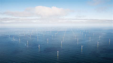 Ørsted Looking to Divest More Business Units Offshore Wind