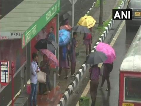 Mumbai Rains Live मुंबईसह उपनगरात जोरदार पावसाची हजेरी Marathi News