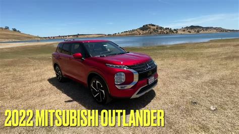 Mitsubishi Outlander 2022 Red