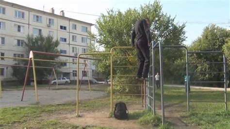 Турникмен самоуничтожился ) - YouTube