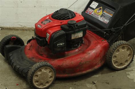 Troy Bilt 21in 140cc Briggs And Stratton Gas Push Lawn Mower With Rear