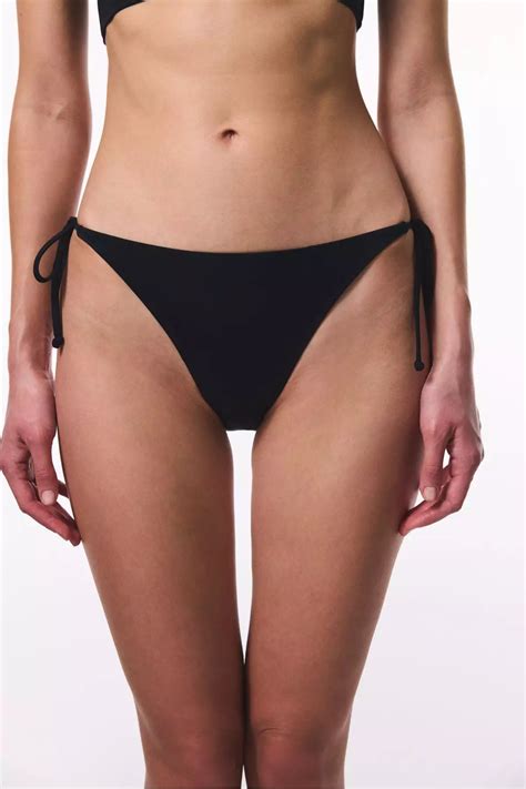 Jual Penti Black Bikini Bottoms Original 2025 ZALORA Indonesia