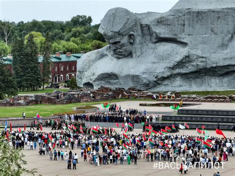 Брест отмечает День города - торжественные мероприятия на пл.Свободы и ...