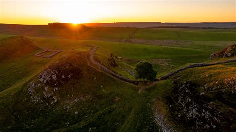 Hadrians Wall Hike Uk Comprehensive Guide Outdooryak