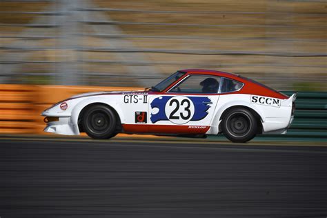 50 YEAR CLUB: Nissan Fairlady Z / Datsun 240Z | Japanese Nostalgic Car