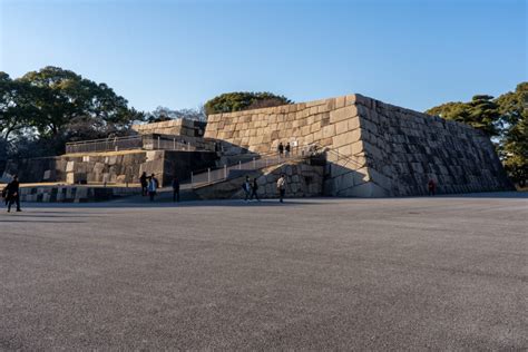 Edo Castle Ruins (The East Gardens of the Imperial Palace) | Traveling ...