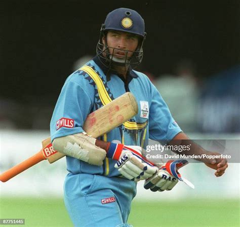 Robin Singh Cricket Photos and Premium High Res Pictures - Getty Images