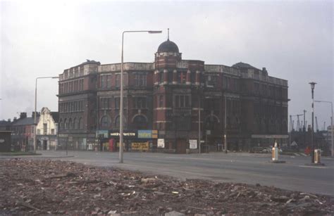 Salford Central Mission Trafford Rd 1974 Corner Of Broad Flickr