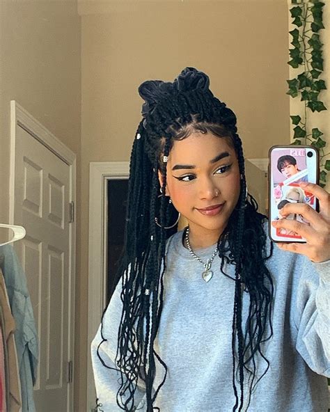 Kiara 𖤐 No Instagram “hows Staying At Home Going For Yall” Hair Inspiration Short Box