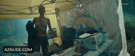 LINDA LAPINSH Nude AZNude