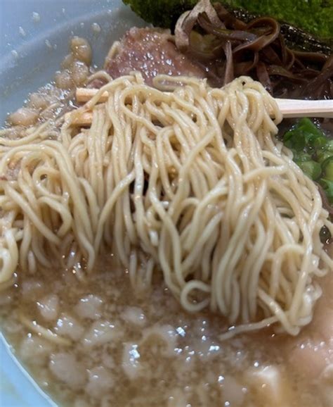 ラーメン大好き・特に家系。 自家製麺 酉＠横浜 5月限定麺 細麺、それは美味しい ♪