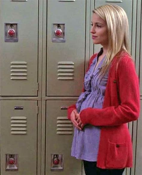 Quinn pregnant | Glee fashion, Glee, Quinn fabray