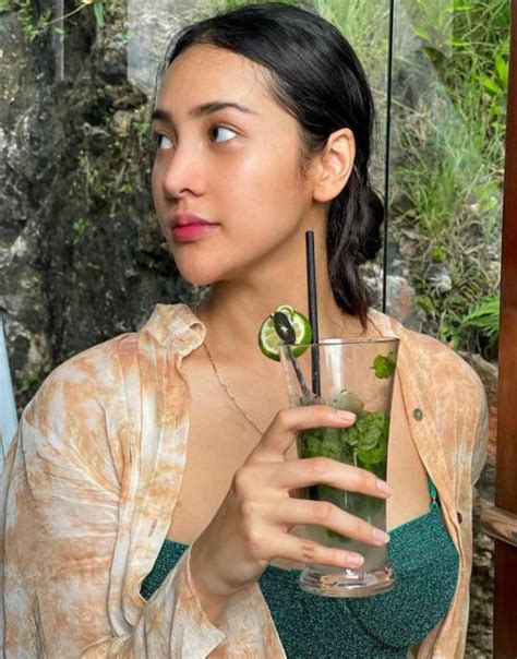 Anya Geraldine Pakai Bikini Warna Hijau Arief Muhammad Jangan Ke