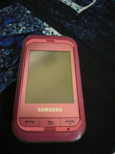 Old Faulty Pink Samsung Smartphone Mobile Phones Gadgets Mobile