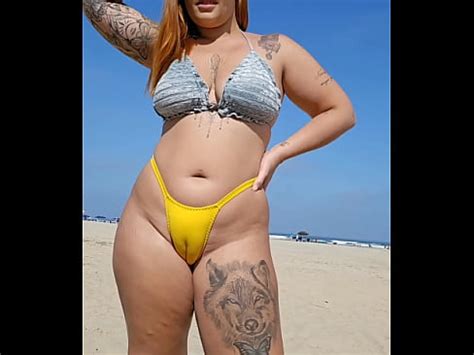 Ele Pediu Um Boquete Na Praia XVIDEOS