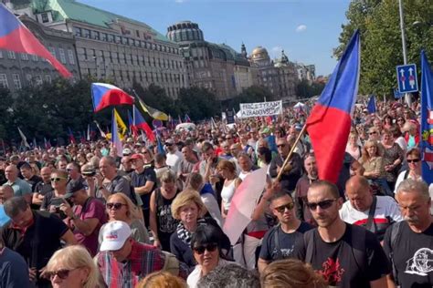 Czesi Protestowali Przeciwko Jednostronnemu Relacjonowaniu Konfliktu Na