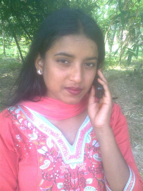 Hot Girls Around The World Desi Cute Teen Girl Pics In Pink Kameez