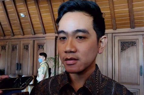 Dana Hibah Uea Sudah Cair Gibran Fokuskan Untuk Revitalisasi Fasilitas