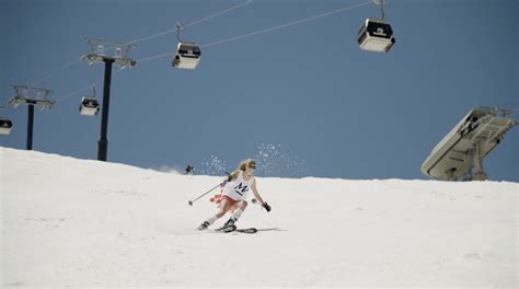 Mammoth Mountain extends summer ski season