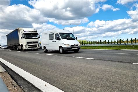 Nowy odcinek drogi ekspresowej S7 pod Warszawą otwarty trans info