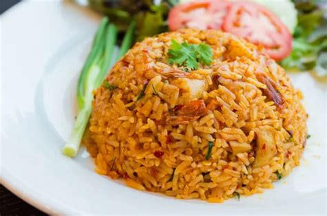 Resep Nasi Goreng Telur Sambal Matah Cocok Untuk Makan Malam